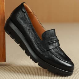 Women's sheepskin round toe slip-on thick sole platform flats loafers high quality soft comfort casual female daily moccasins 40