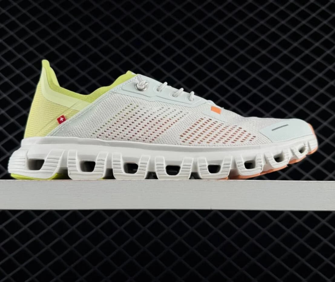2026 New Cloud 6 Men Women Comfortable Runner Shoes Unisex Breathable Ultralight Outdoor Running Casual Sneakers Fashion seohS oneS