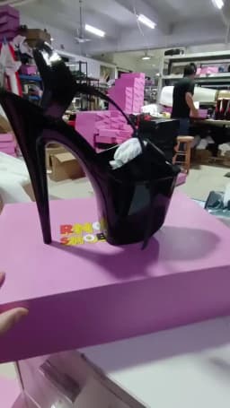 New Popular Sexy Cross Straps 20cm 8' Nude Patent Fashion Platform High Heels Sandals Pole Dance Shoes