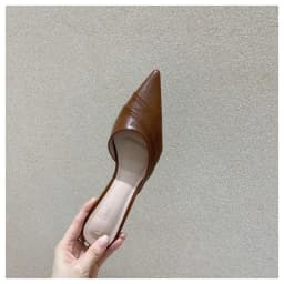 Brand Slippers Women Pointed Toe Slides Women Low Heel Mules Thin Heel Slippers Outdoor Flip Flops Pleated Shoes Female Sandals
