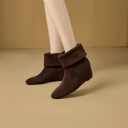 AIYUQI 2026New Women Folded Cuff Wedge Ankle Boots Suede Pointed Toe Slipon Short Booties Ladies Retro Fall Winter Casual Shoes