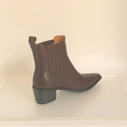 SmallHut 2026 New Trend Women Autumn Winter Genuine Leather Ankle Boots Black Brown High Chunky Heeled Pointed Toe Chelsea Boots