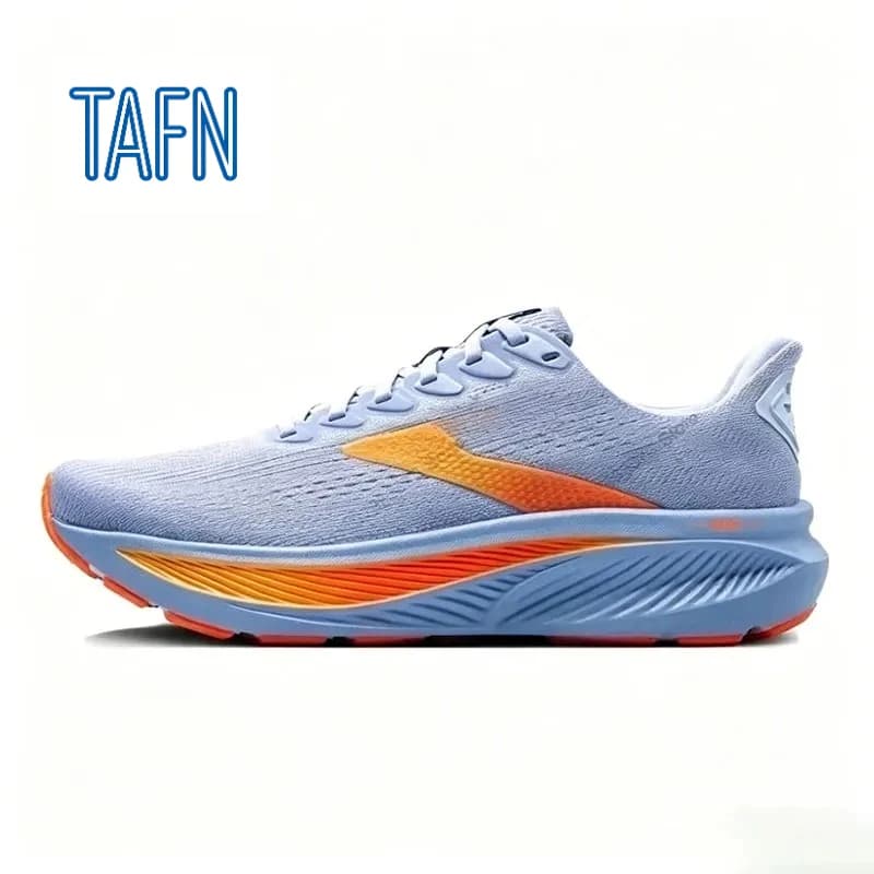 ：Shock-Absorbing Running Shoes with Ultra-Ventilated Mesh and High-Elastic Curved Sole, Suitable for Marathon Training and Long-Distance Jogging.