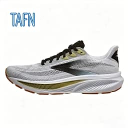 ：Shock-Absorbing Running Shoes with Ultra-Ventilated Mesh and High-Elastic Curved Sole, Suitable for Marathon Training and Long-Distance Jogging.