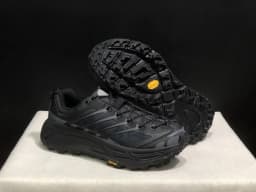2026 MafateThree2 Outdoor Sport Running Shoes Breathable Anti Slip Cushioning Road Runs Shoes Men Sport Shoes
