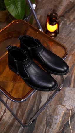 Autumn and Winter New High-Top Leather Shoes for Men, Zippered Leather Boots, Fashionable Versatile Business Casual Shoes, Men's Formal Shoes, Chelsea Boots