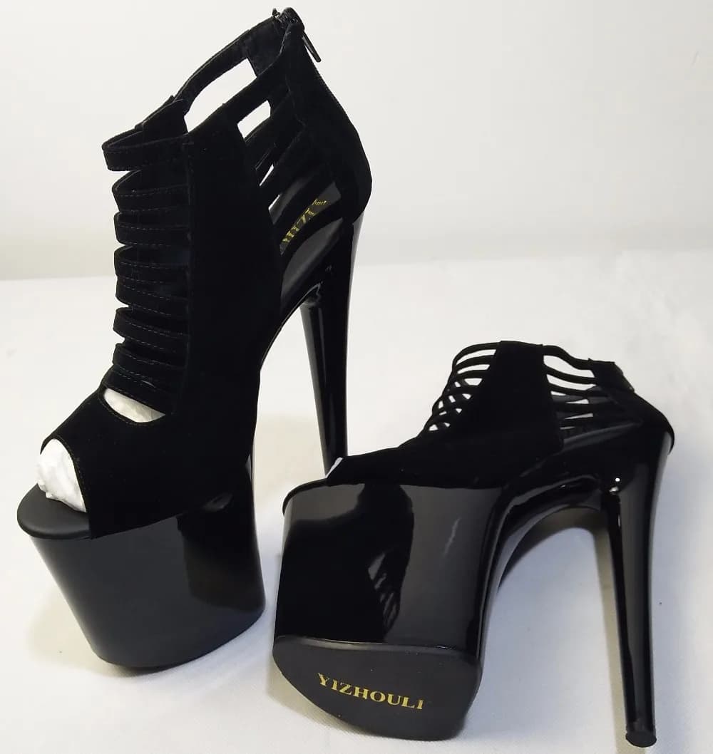 The 17-20cm stage of the super black high heels shows the sandals of the nightclub fashion women's shoes.