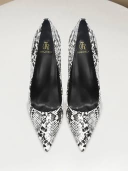 Summer Fashion New Snake Patterned High Heels for Women Slim Heels, Sexy, Shallow Mouth, Niche Temperament, Pointed Single Shoes