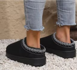 Women Winter New Cashmere Warm Thick Soles Without Heel-covered Hair Half Slipper Cotton Shoes Cashmere Warm Boots 