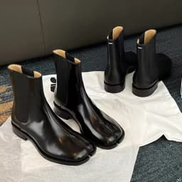 Retro Split Toe Ankle Boots Woman Shiny&Matte Leather Shoes Tabi Ninja Chelsea Botas Mujer Low Heels Trotters Booties Winter