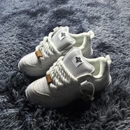 Simple White Sneakers for Couples, Large Size Shoes for Men, Suitable for All Seasons, Breathable and Versatile Casual Sneakers