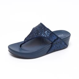 Women's slippers 2026 summer new style clip on cool slippers with sloping heels beach shoes for women