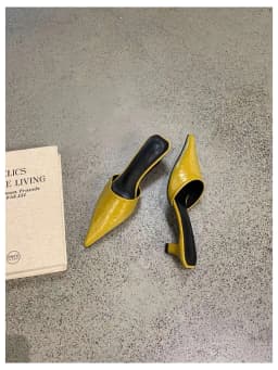 2026 Woman Slippers Pointed Toe Outside Dress Sandals Slides Mules Low Heel Shoes For Women Comfortable Luxury Korea Style Pumps