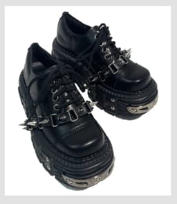 2025 Women Original Goth Heavy Metal Subculture Muffin Thick Bottom Small Punk Style Y2k Babes Single Platform Sneakers Shoes