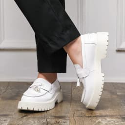 Fashion New Tassel Loafers Men's White Casual Leather Shoes Brand British Style Thick Soled Comfort Walking Business Men's Shoes