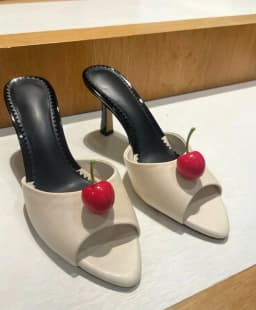 Minimalist Style Women's Pointed-Toe Stilettos Heel Sandals Open-Back Design Cherry Accent Sweet Style for Summer Daily Looks