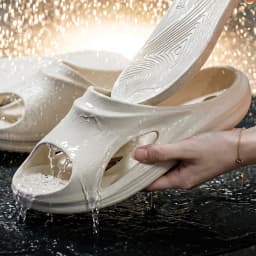 Maden Women's Sports Cloud Feel One Band Slippers Thick Sole Waterproof Outdoor Beach Couple Casual Soft Comfort Summer Slides