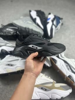 2026 New Women Men Running Shoes Breathable Anti Slip Cushioning Road Run Sport Lifestyle Outdoor Sneakers