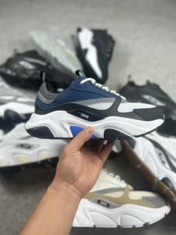 2026 New Women Men Running Shoes Breathable Anti Slip Cushioning Road Run Sport Lifestyle Outdoor Sneakers