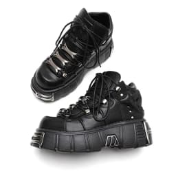 Punk Style Man Platform Shoes Lace-Up Round Toe Thick Bottom Boots Fashion Women Gothic Metal Decoration Casual Shoes 2026 New
