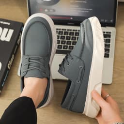 2026 New Men Slip on Loafers Shoes EU39-46 Big Size Light Platform Casual Walking Board Shoes
