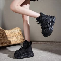 2025 New Women Punk Rivet Muffin Platform Sports Retro Rivets Heavy Metal Short Boots