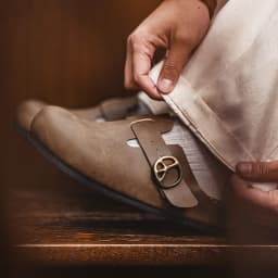 Maden Men's Vintage Brown Crazy Horse Leather Mules Adjustable Slide-On Shoes with Thick Cork Sole Casual Slippers for Spring