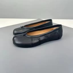 2026 New Women PU Leather Tabi Split Toe Mules Handmade Flat Slides Luxury Design High Quality Fashion Trend Ladies Daily Shoes
