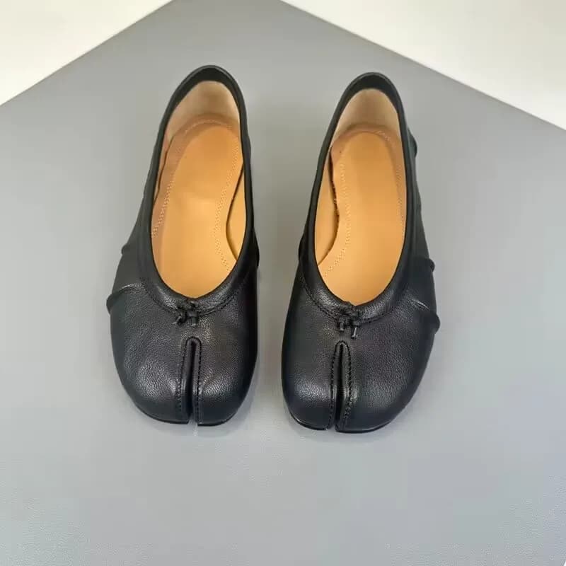 2026 New Women PU Leather Tabi Split Toe Mules Handmade Flat Slides Luxury Design High Quality Fashion Trend Ladies Daily Shoes
