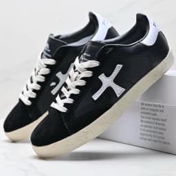 Classic White Sneakers Trendy All Match Casual Skate Shoes Men Women Fashion Flat Walking Shoes