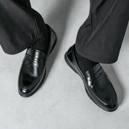 Classic Black and White Men's Comfortable Anti Slip Casual Loafers Fashionable Spring New Men's Breathable Casual Leather Shoes