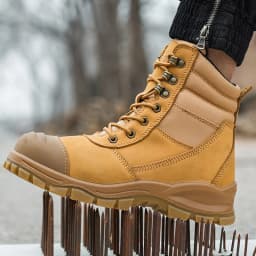 2026 Cowhide Dermis Men Work Boots High-quality Safety Shoes Men Puncture-Proof Desert Tactical Boots Protective Shoes Outdoors