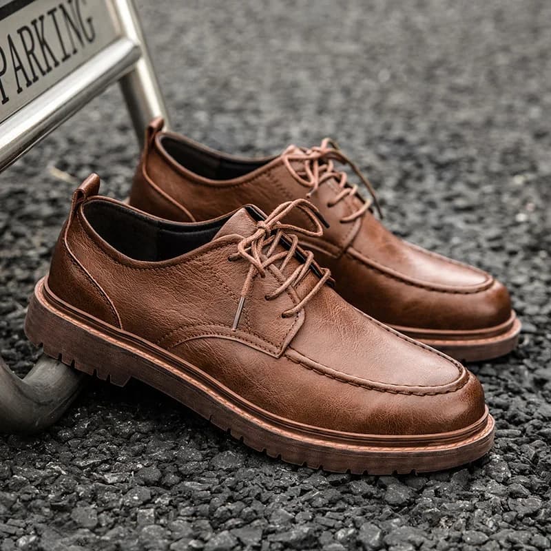 Autumn New Men Leather Casuai Shoes Brogue Luxurious Handmade Shoes Genuine Leather Shoes Work Boots Business Casual Sneakers