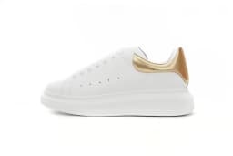 White Sneakers, Perfect for Skateboarding, Casual Sports, And Everyday Wear. Lightweight with a Soft Sole, Suitable fo