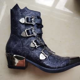 Pointed Chelsea Men's Spring 2026 New Retro Metal Head Western Cowboy Women's Height-increasing Short Boots