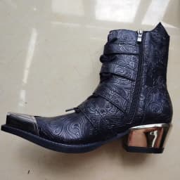 Pointed Chelsea Men's Spring 2026 New Retro Metal Head Western Cowboy Women's Height-increasing Short Boots