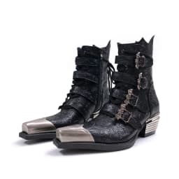 Pointed Chelsea Men's Spring 2026 New Retro Metal Head Western Cowboy Women's Height-increasing Short Boots