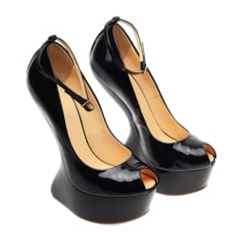 Platform Fretwork Heels Peep Teo Pums Sexy Pointed Toe Leather Solid Accept Custaomized New Arrivals Fashion Women Runway Shoes