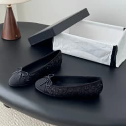 Round-toe hollow-knit woven shoes, breathable and comfortable, suitable for ladies, lightweight and comfortable flat shoes.