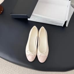 Round-toe hollow-knit woven shoes, breathable and comfortable, suitable for ladies, lightweight and comfortable flat shoes.