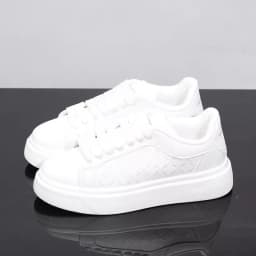 2025 new men's shoes spring and autumn flat-soled casual leather shoes sports shoes black and white men's thick-soled breathable