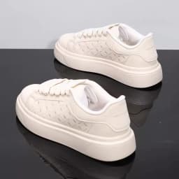 2025 new men's shoes spring and autumn flat-soled casual leather shoes sports shoes black and white men's thick-soled breathable