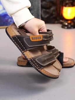 Bubuk Men's First-Layer Cowhide Slip-On Sandals with Double Velcro Straps, Vintage Distressed Leather Surface, Breathable and Non-Abrasive, Suitable for Both Outdoor and Home Use