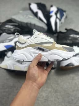 2026 Hot Men Casual Shoes Unisex Women New Slip-Resistant Outdoor Soft Walking Sneakers