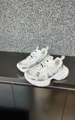 2026 Ins Super Fire Strap Small Flytail Breathable Casual Sneakers Metallic Platform Women's Tide Dad Shoes Men
