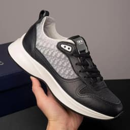 2026 New Men Casual Shoes Unisex Women Slip-Resistant Outdoor Soft Walking Sneakers