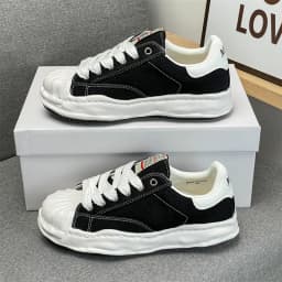 2026 New Men Women Skate Shoes, Low Top Trendy Street Style Couple Sneakers, Non-slip Wear Resistant Daily Footwear