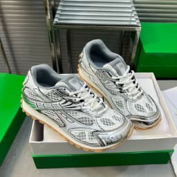 2026 Women Men Sport Running Shoes Breathable Anti Slip Cushioning Road Run Sport Lifestyle Outdoor Sneakers seohS bottegA venetaeS