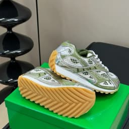 2026 Women Men Sport Running Shoes Breathable Anti Slip Cushioning Road Run Sport Lifestyle Outdoor Sneakers seohS bottegA venetaeS