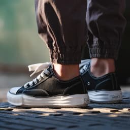 Maden Casual Low-top Dissolved Canvas Shoes for Men's Spring Autumn Street Outfits Sneakers Soft Sole Lace-up Skateboard Shoes